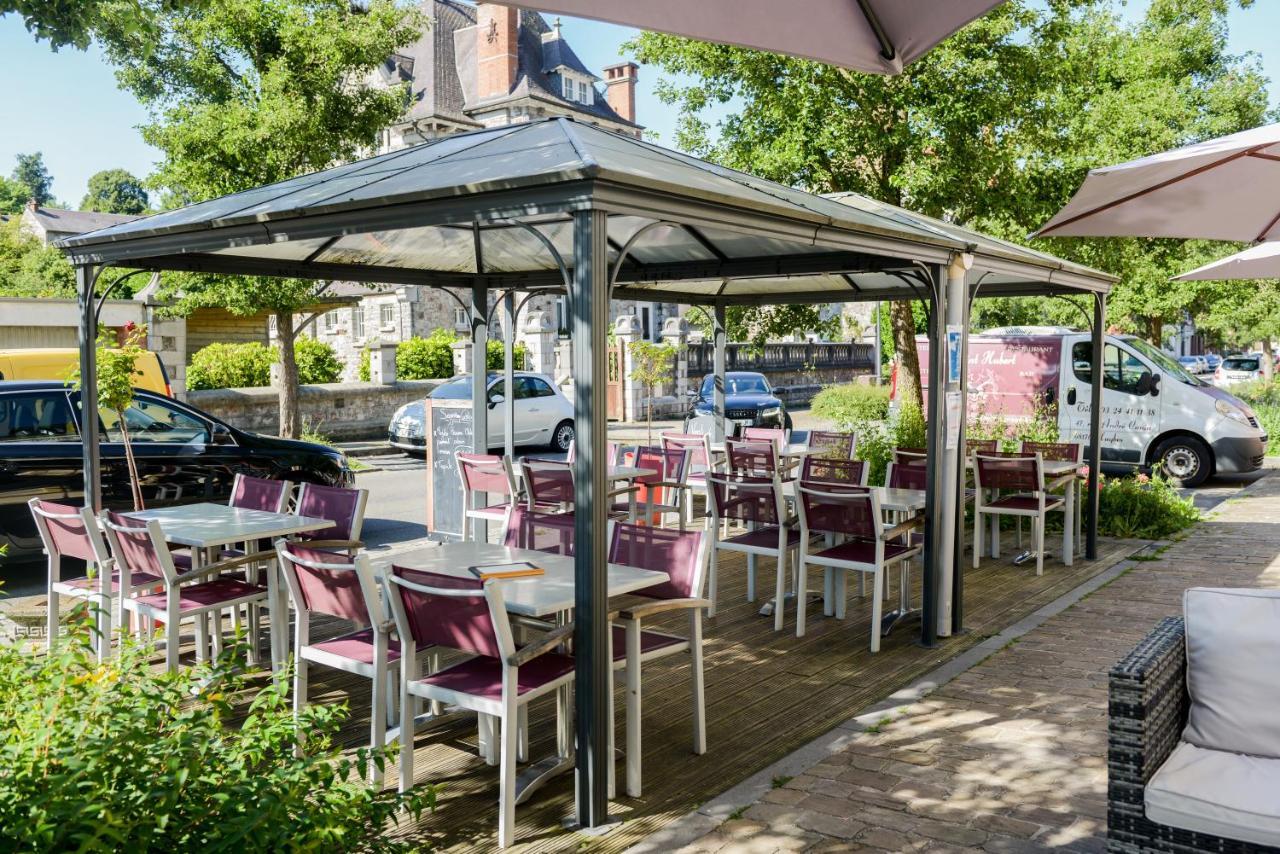 Hotel Logis Le Saint Hubert Haybes Zewnętrze zdjęcie