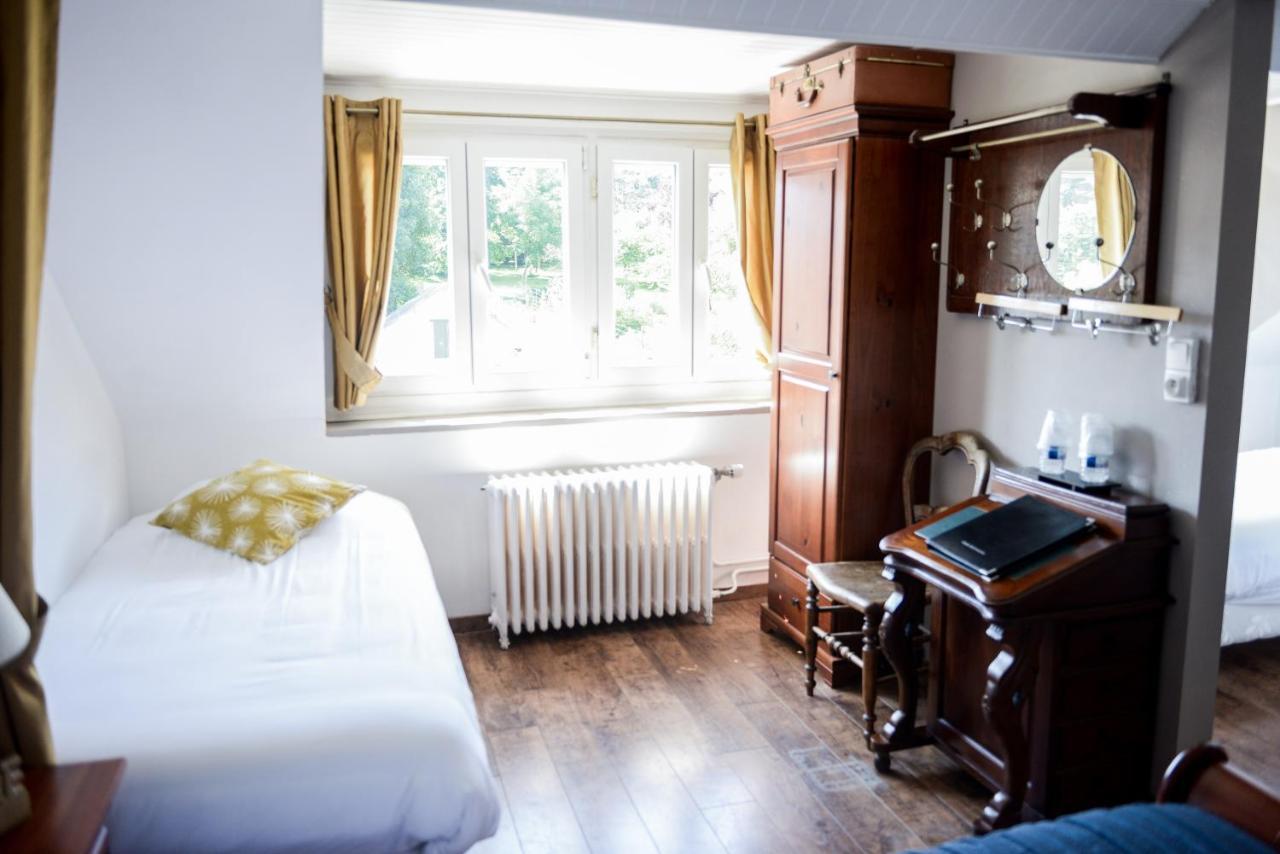 Hotel Logis Le Saint Hubert Haybes Zewnętrze zdjęcie