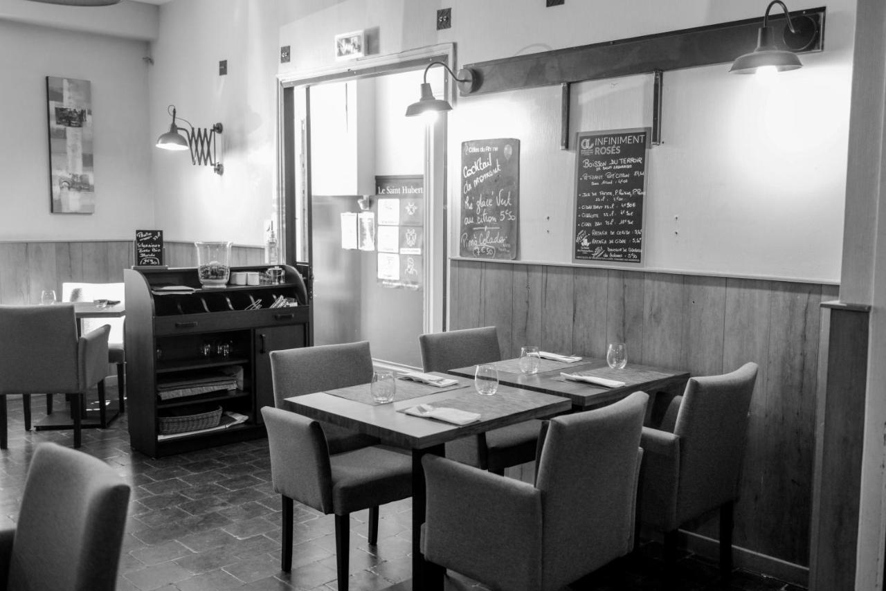 Hotel Logis Le Saint Hubert Haybes Zewnętrze zdjęcie