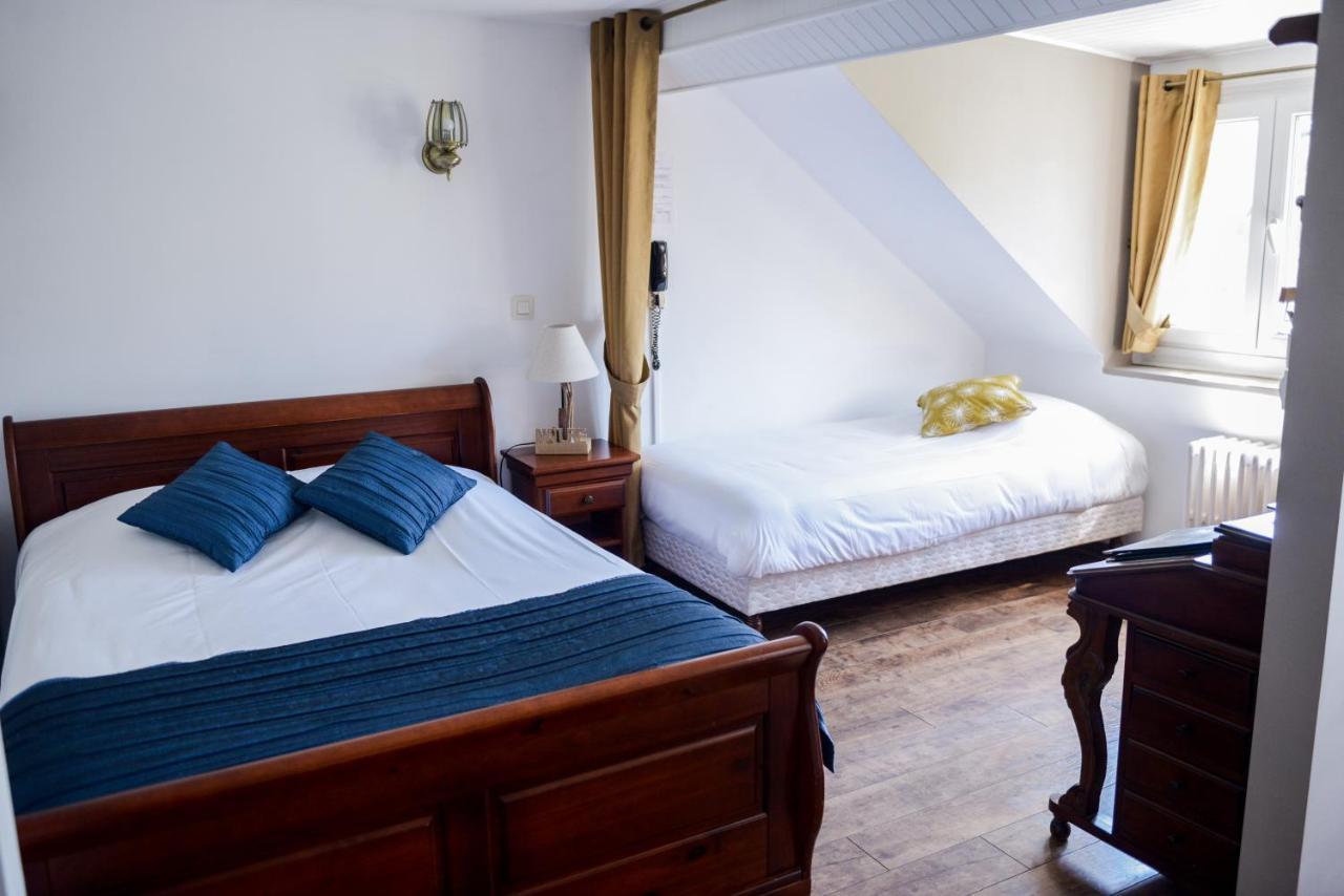 Hotel Logis Le Saint Hubert Haybes Zewnętrze zdjęcie